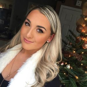 Meet your Posher, Hailey